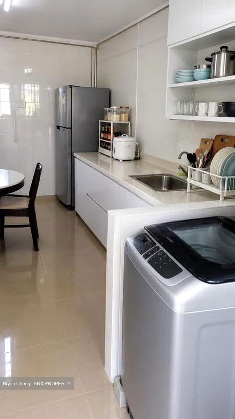Blk 210 Tampines Street 23 (Tampines), HDB 4 Rooms #640010801